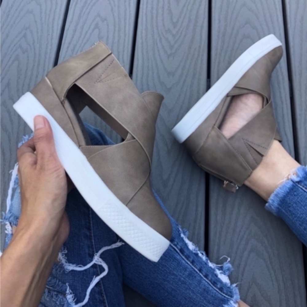 JEFFREY Cut out Sneakers -TAUPE - Picture 2 of 7